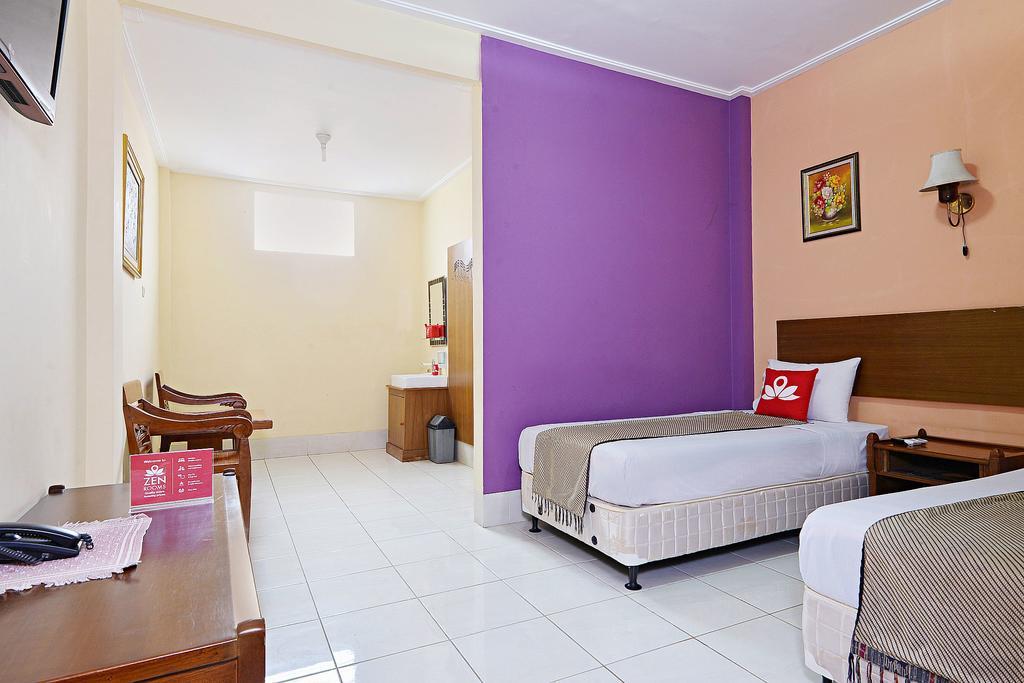 Zen Rooms Riau Natuna Bandung Bagian luar foto