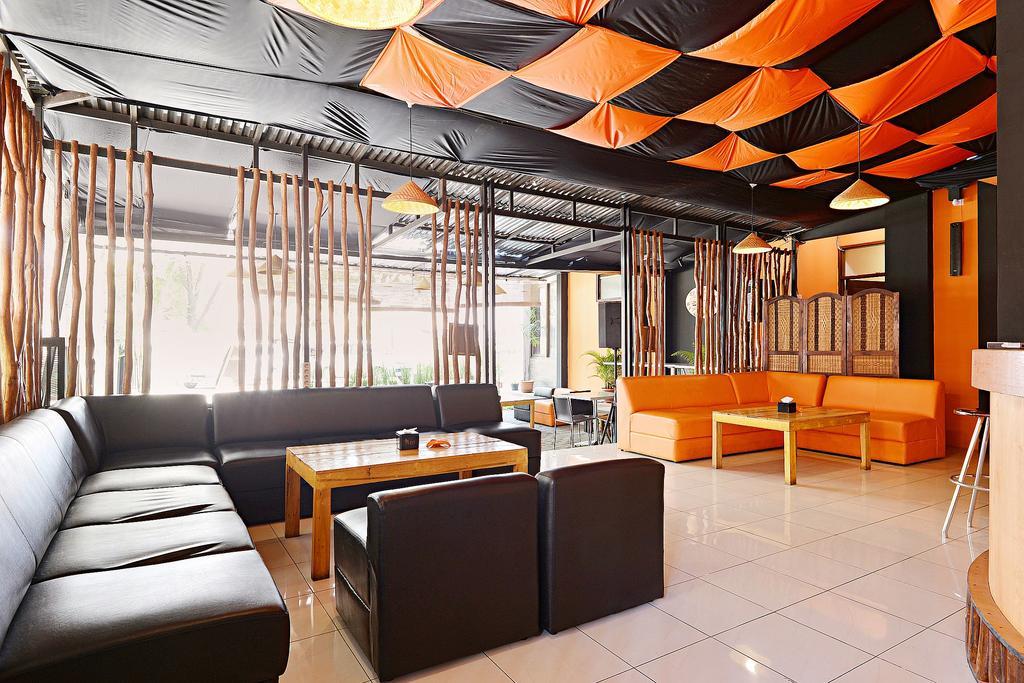 Zen Rooms Riau Natuna Bandung Bagian luar foto