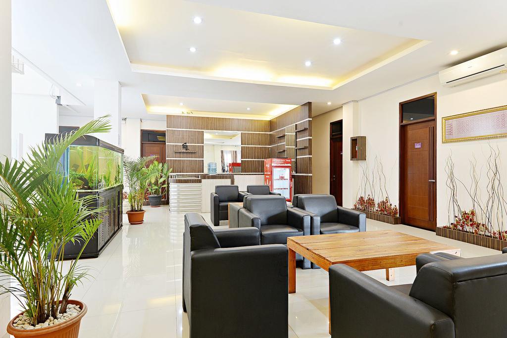 Zen Rooms Riau Natuna Bandung Bagian luar foto