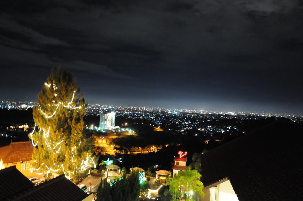 Zen Rooms Riau Natuna Bandung Bagian luar foto